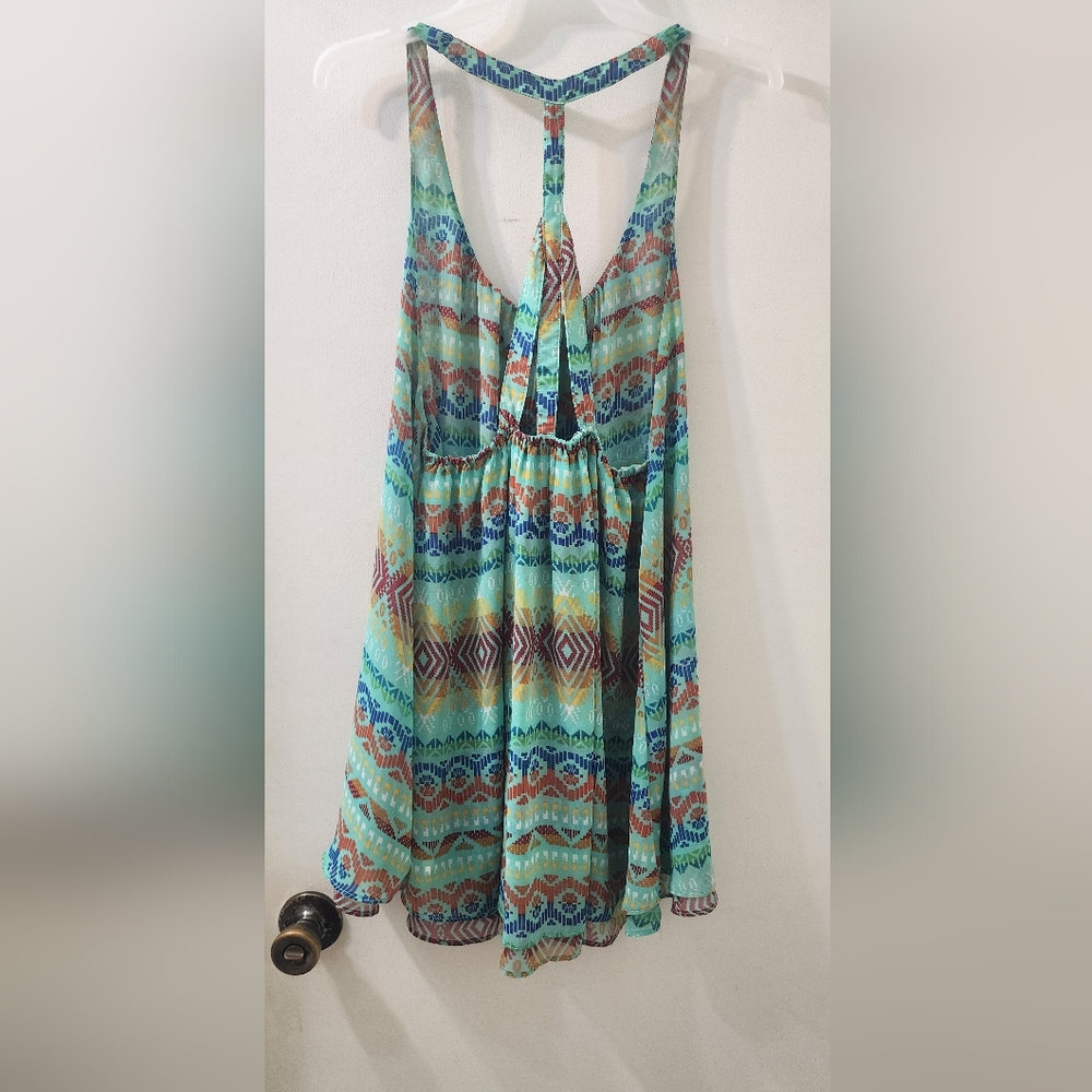 Colorful Geometric Pattern Tank Top - Picture 5 of 6